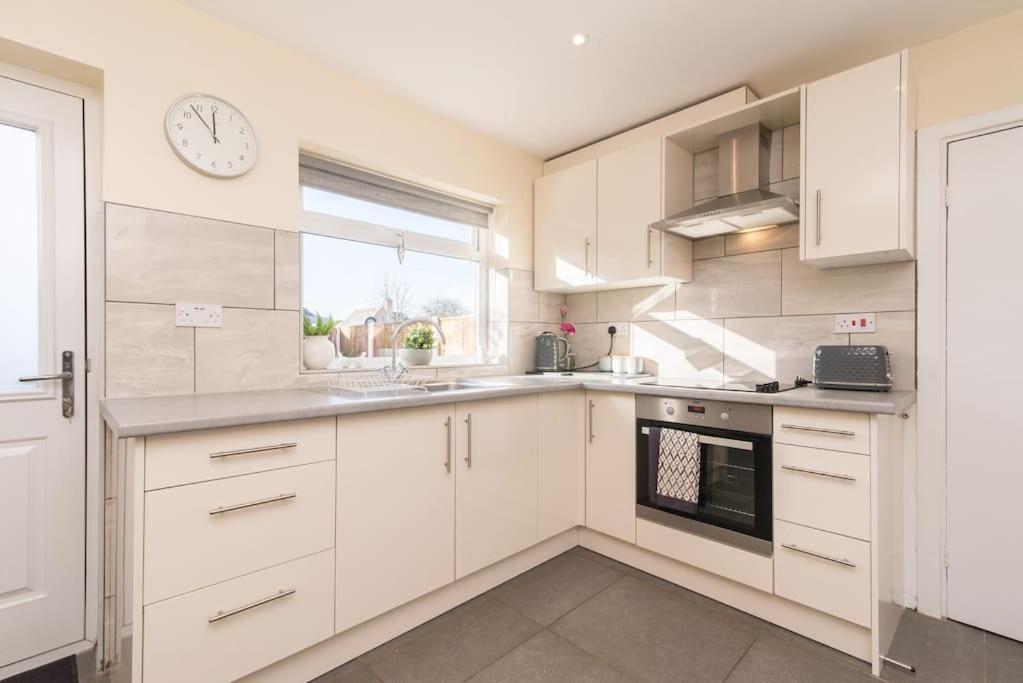 City Home From Home - Peaceful, Cosy & Modern 2Bed House Nottingham Exterior foto